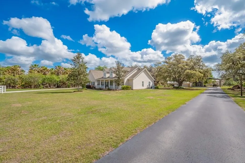 3916 Powerline Road Lithia FL 33547