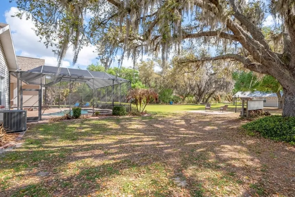 3916 Powerline Road Lithia FL 33547
