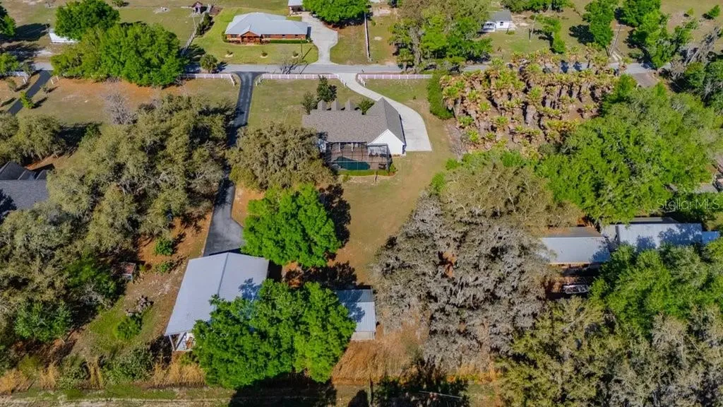 3916 Powerline Road Lithia FL 33547