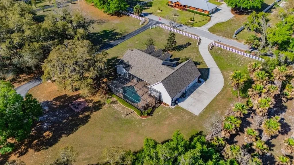 3916 Powerline Road Lithia FL 33547