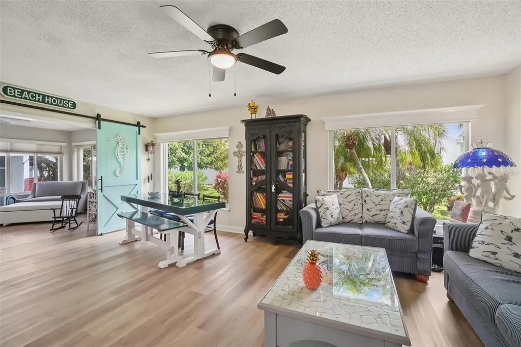 9153 42nd Way N Pinellas Park FL 33782