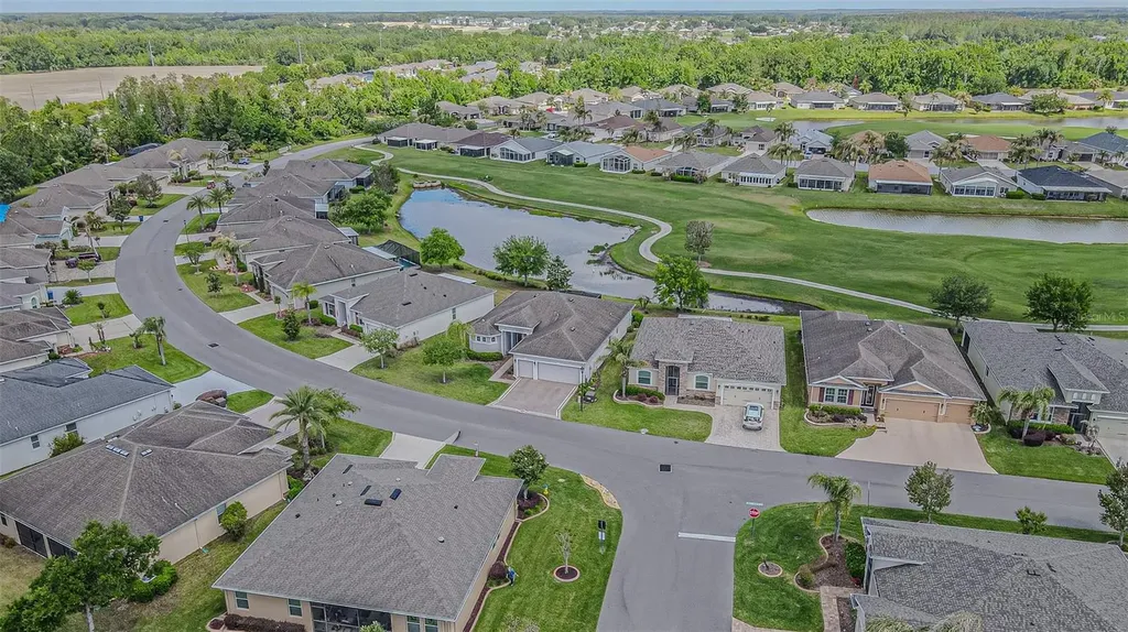 9936 Gap Wedge Drive San Antonio FL 33576