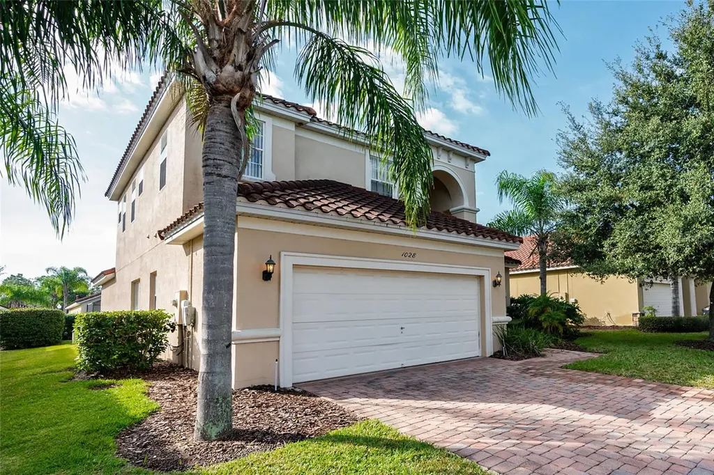 1028 Tuscan Hills Boulevard Davenport FL 33897