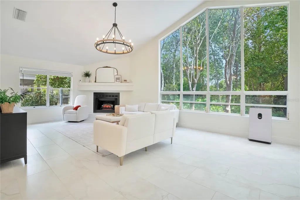 320 Remington Drive Oviedo FL 32765