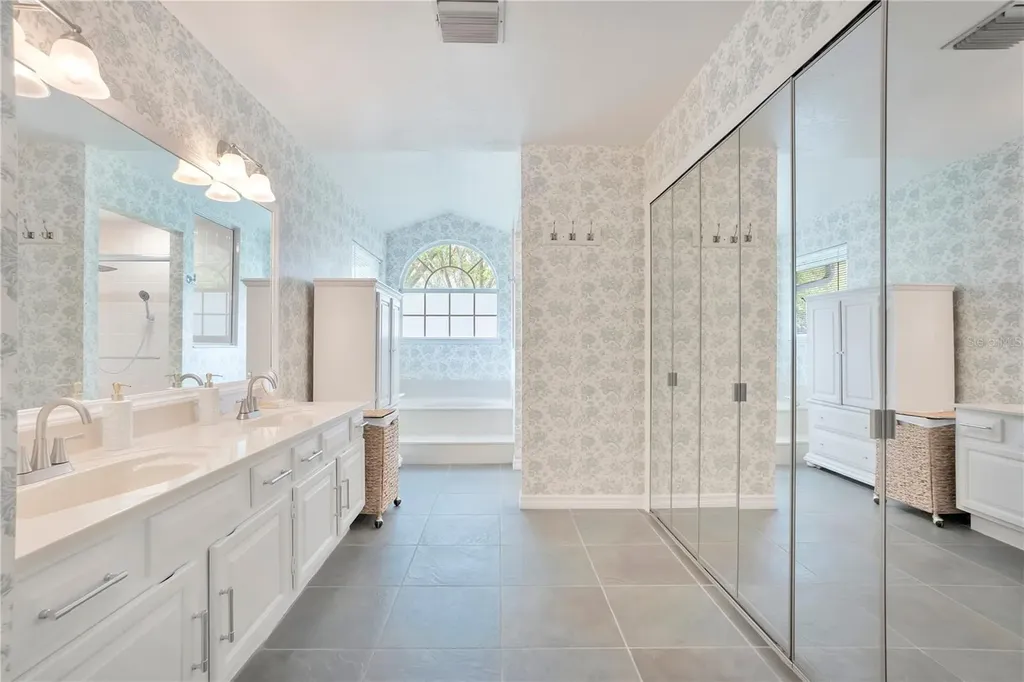 320 Remington Drive Oviedo FL 32765