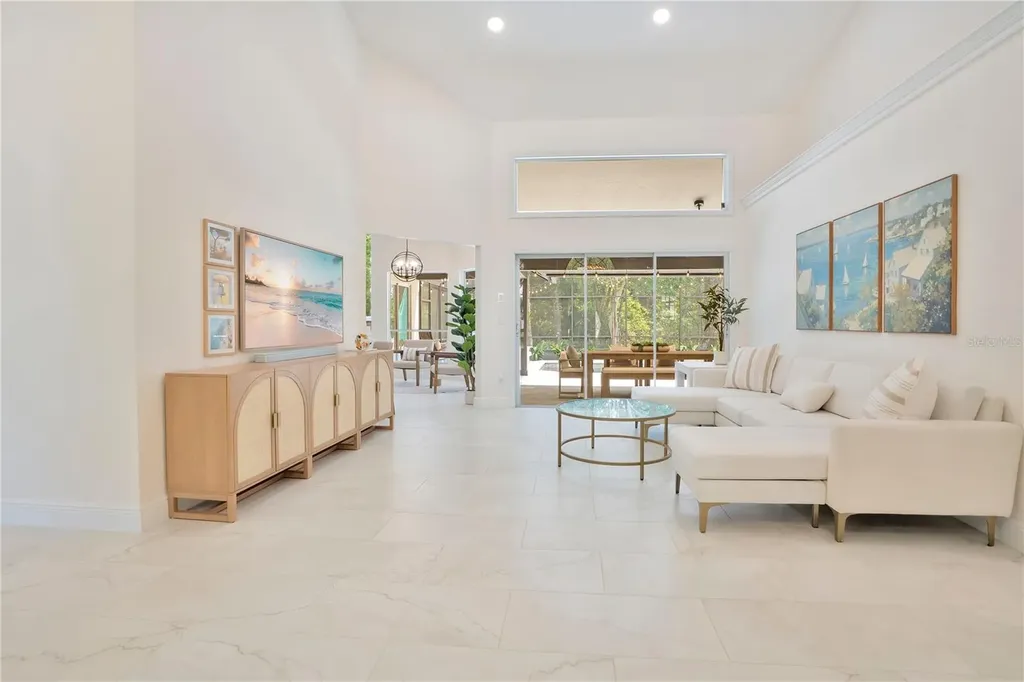 320 Remington Drive Oviedo FL 32765