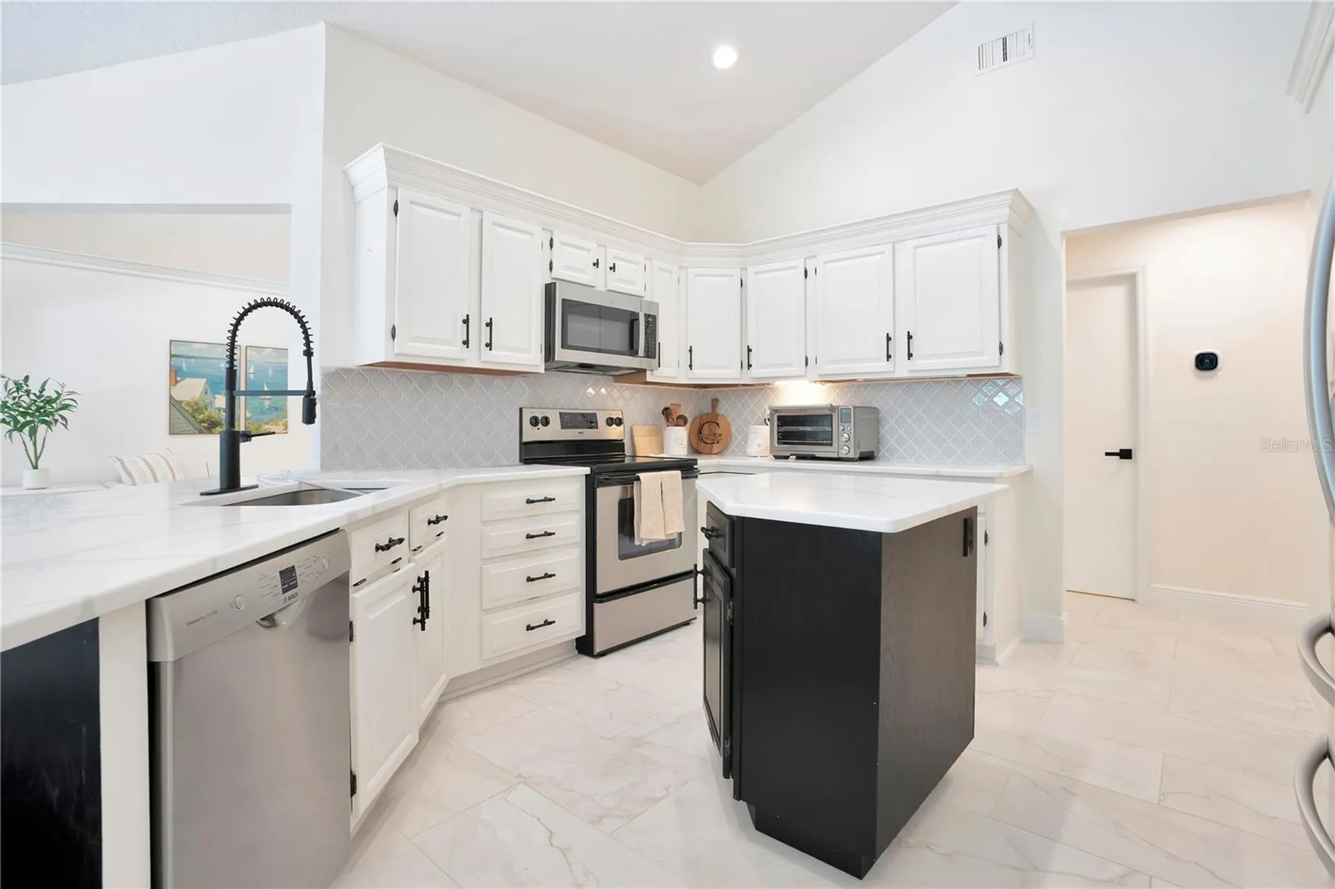 320 Remington Drive Oviedo FL 32765
