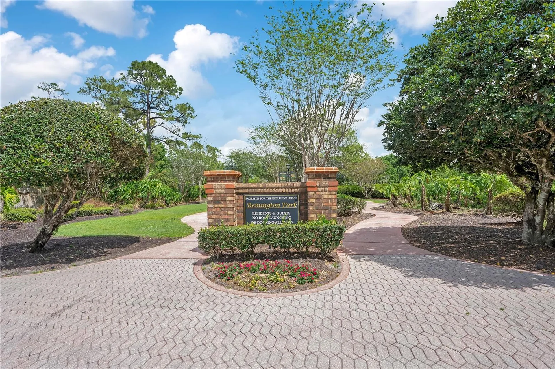 320 Remington Drive Oviedo FL 32765