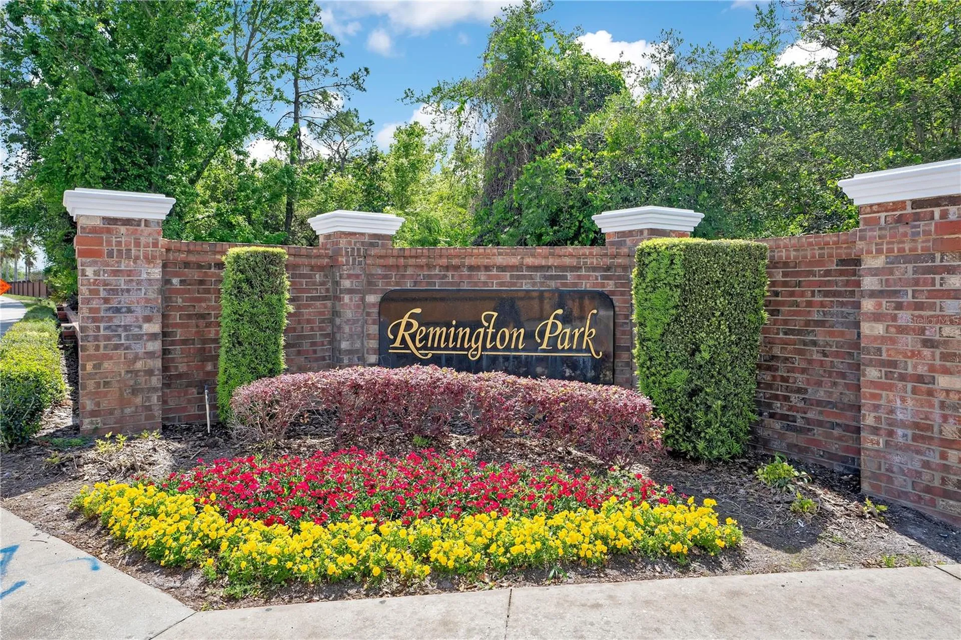 320 Remington Drive Oviedo FL 32765