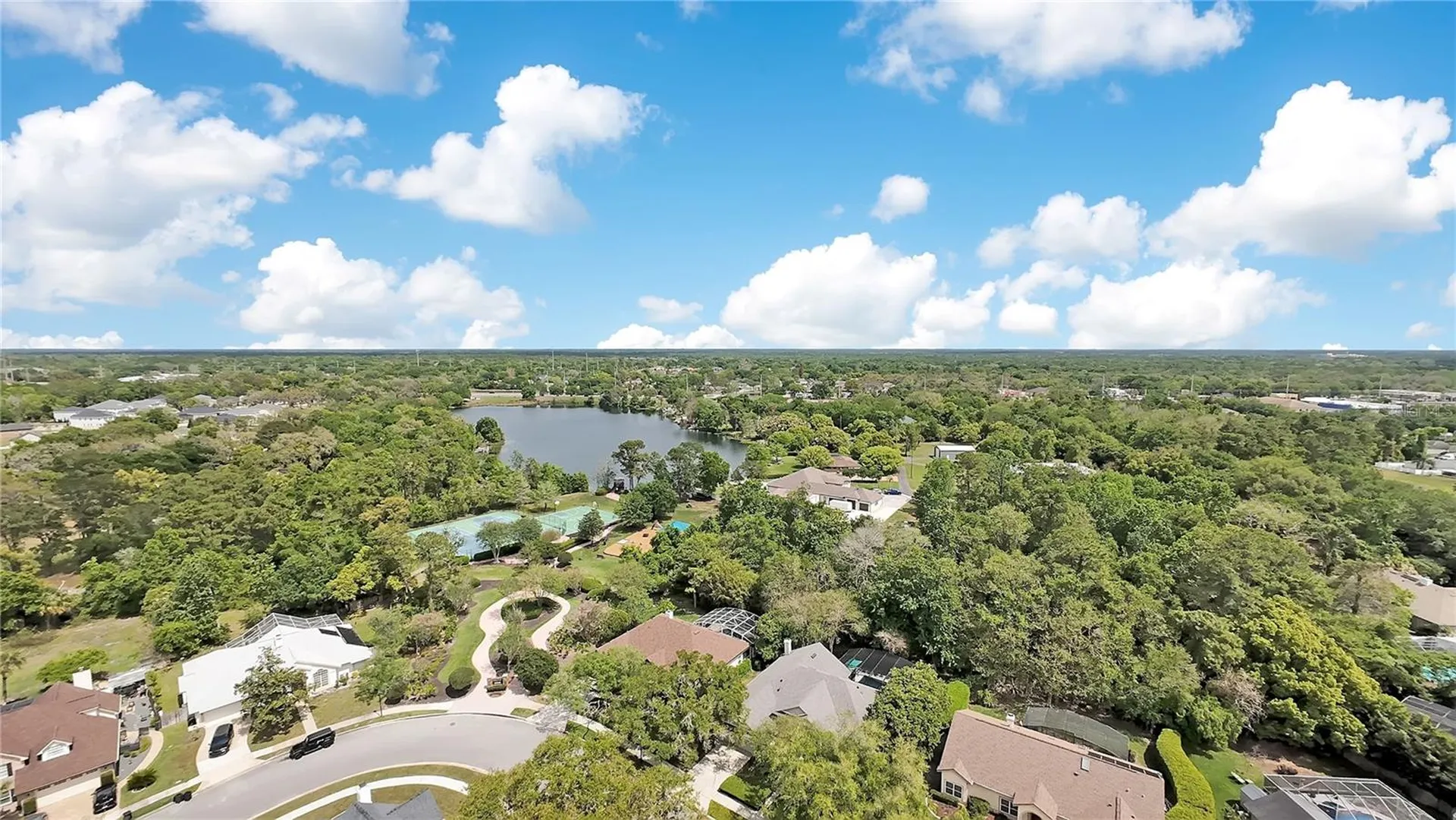 320 Remington Drive Oviedo FL 32765