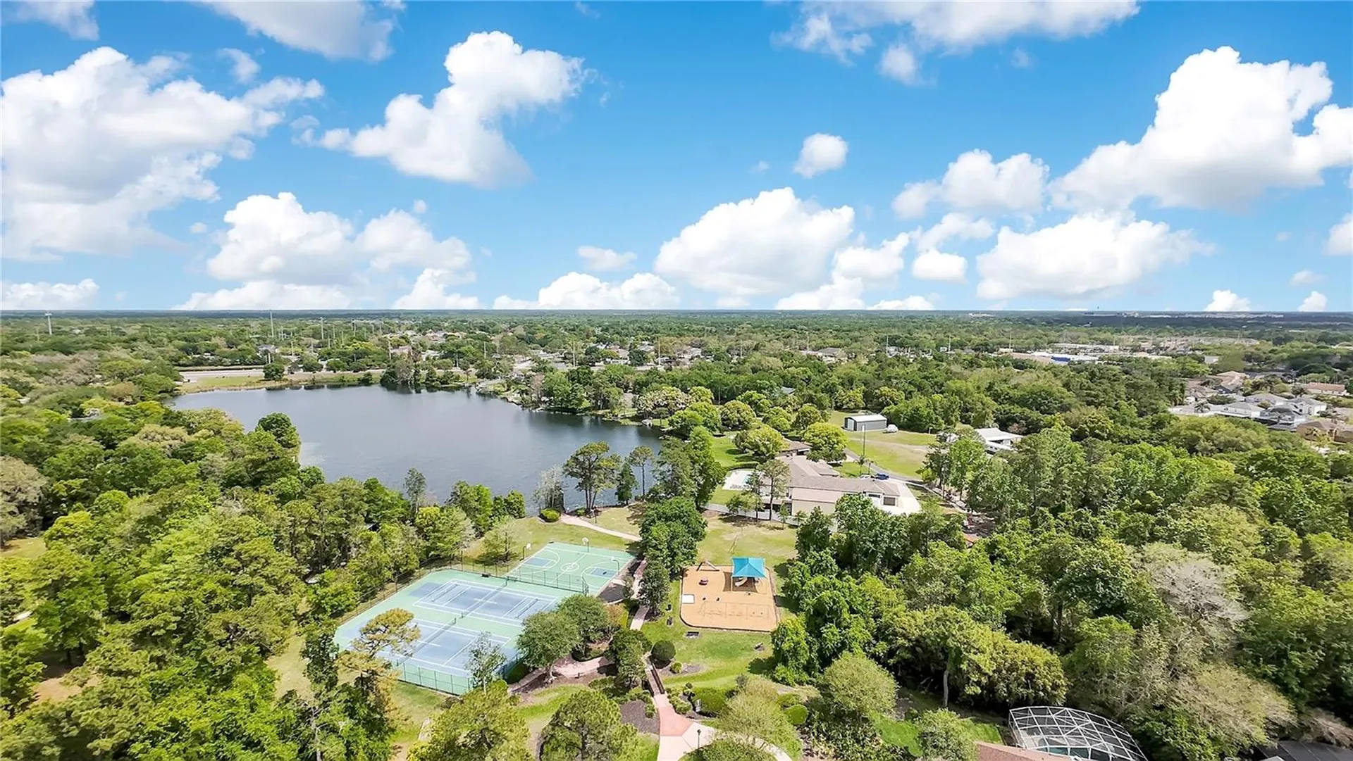320 Remington Drive Oviedo FL 32765