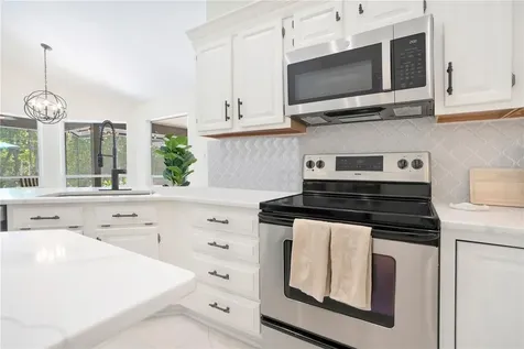 320 Remington Drive Oviedo FL 32765