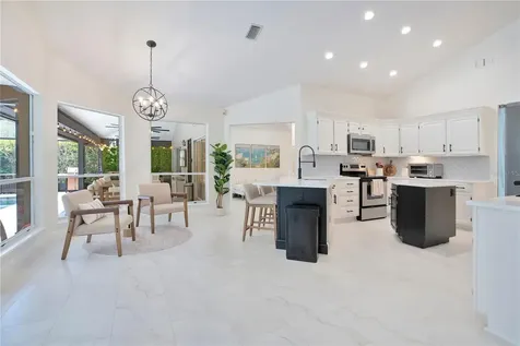 320 Remington Drive Oviedo FL 32765