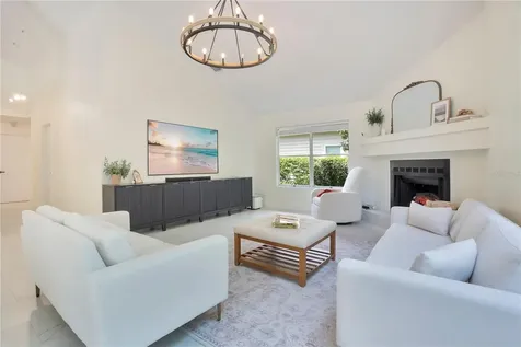 320 Remington Drive Oviedo FL 32765