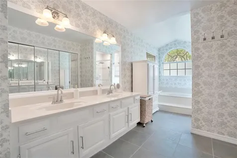 320 Remington Drive Oviedo FL 32765