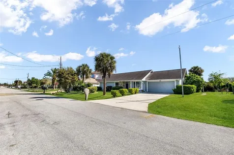 29 Cleveland Court Palm Coast FL 32137