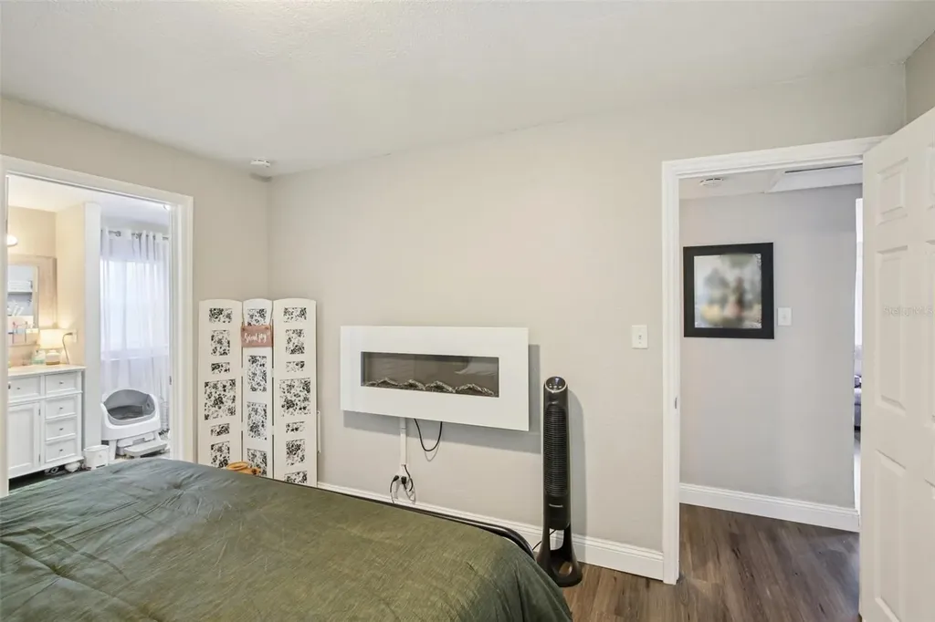4801 Emerson Avenue S St Petersburg FL 33711