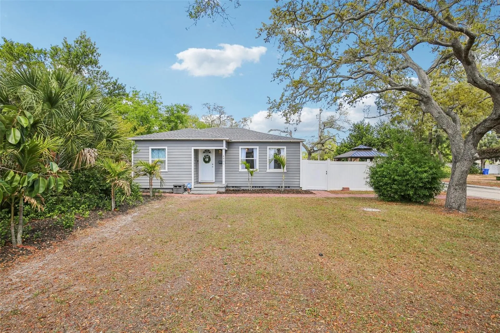 4801 Emerson Avenue S St Petersburg FL 33711