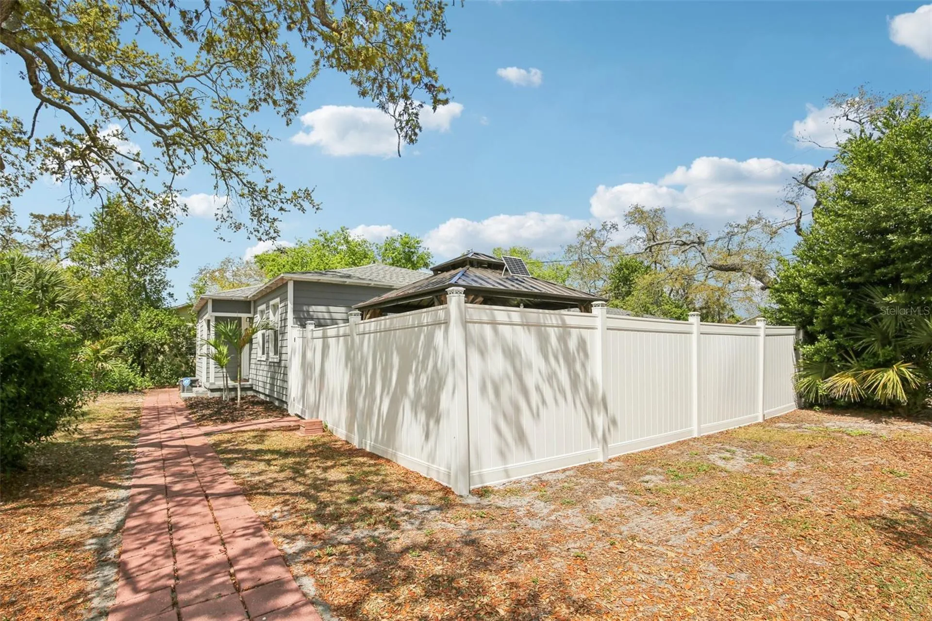 4801 Emerson Avenue S St Petersburg FL 33711
