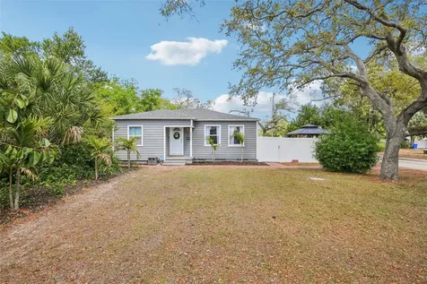 4801 Emerson Avenue S St Petersburg FL 33711