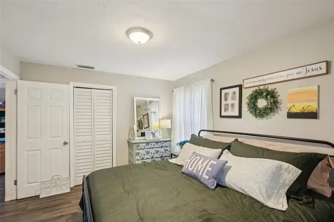 4801 Emerson Avenue S St Petersburg FL 33711