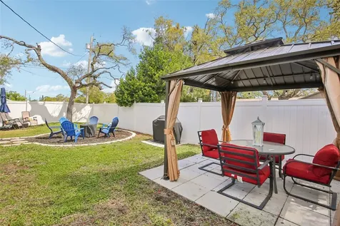 4801 Emerson Avenue S St Petersburg FL 33711
