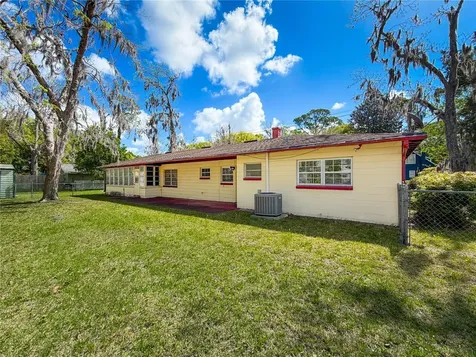 615 N Church Street Starke FL 32091