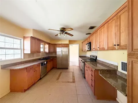 615 N Church Street Starke FL 32091