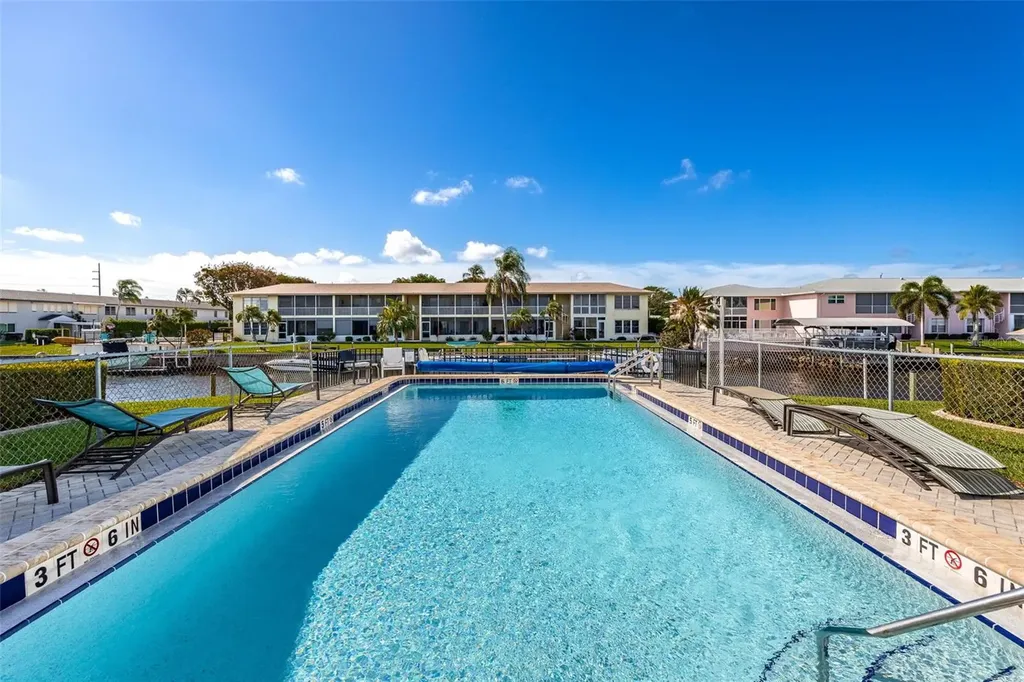1322 SE 40th Street Cape Coral FL 33904