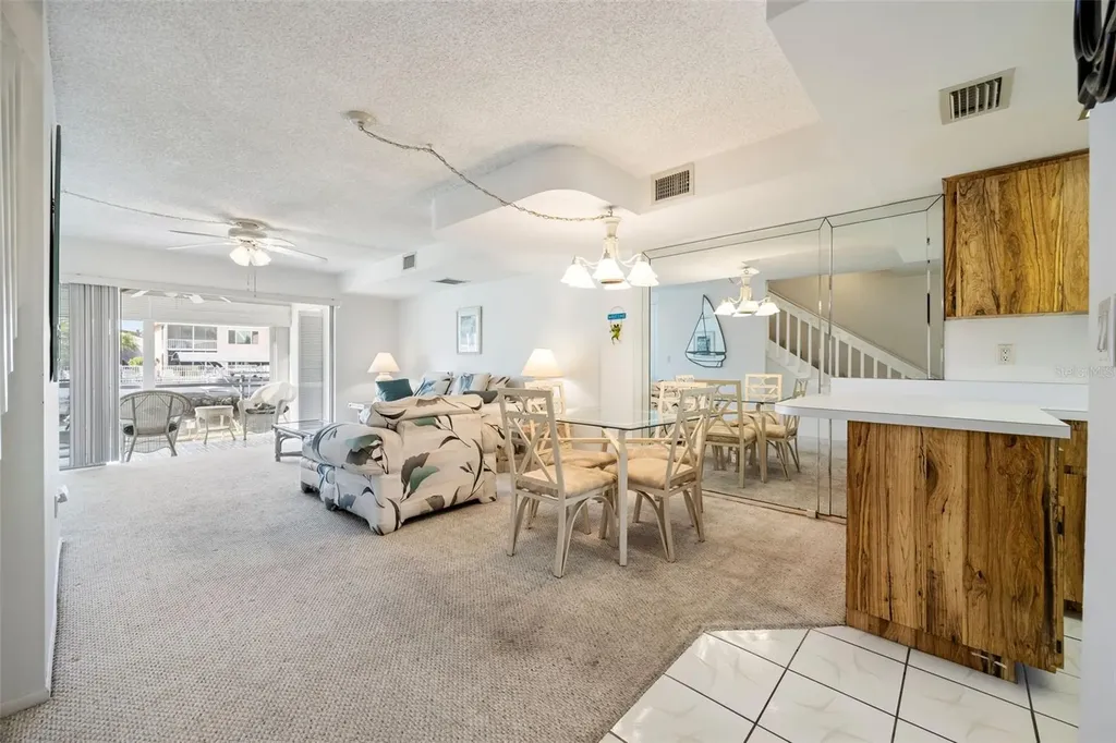 1322 SE 40th Street Cape Coral FL 33904
