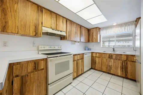 1322 SE 40th Street Cape Coral FL 33904