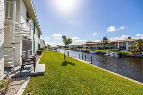 1322 SE 40th Street Cape Coral FL 33904