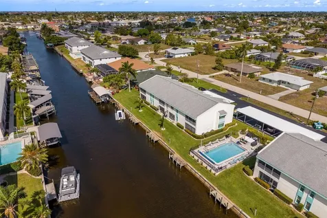 1322 SE 40th Street Cape Coral FL 33904
