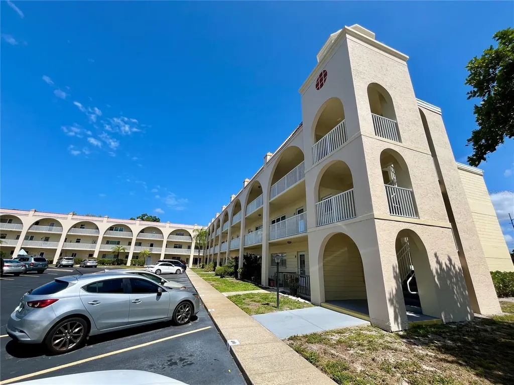 2258 World Parkway Boulevard W Clearwater FL 33763