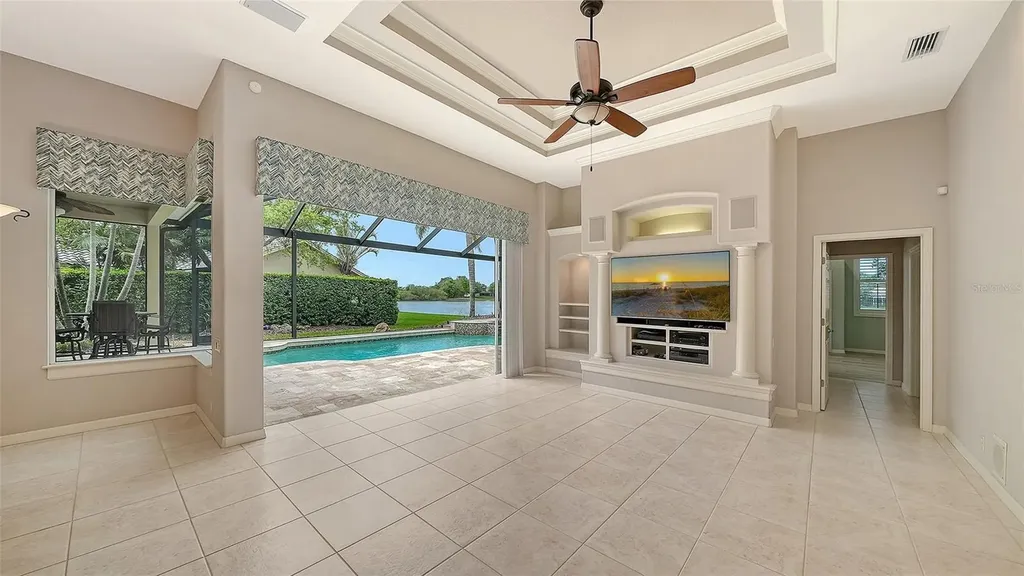 7454 Paurotis Court Sarasota FL 34241