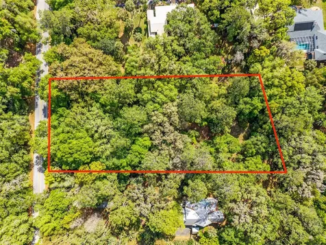 227 SE Tuscawilla Road Micanopy FL 32667