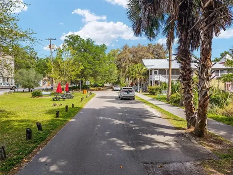 227 SE Tuscawilla Road Micanopy FL 32667