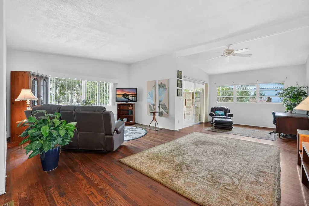 436 N Beach Street Ormond Beach FL 32174