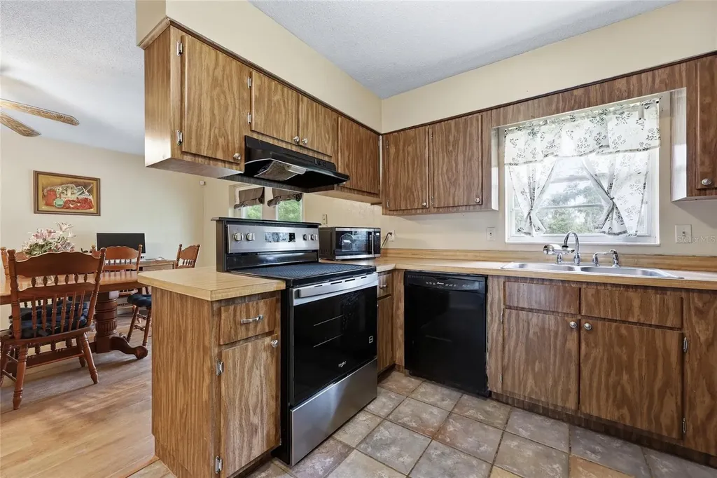 2921 NW 54th Avenue Gainesville FL 32653