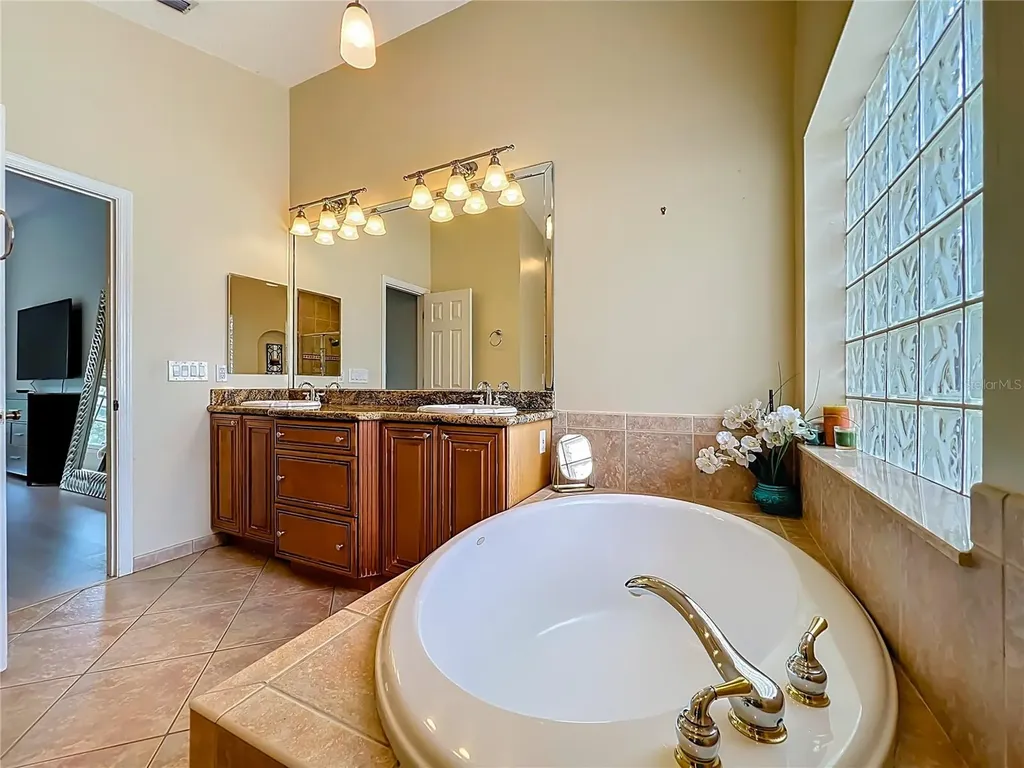 200 Colonial Lane Longwood FL 32750
