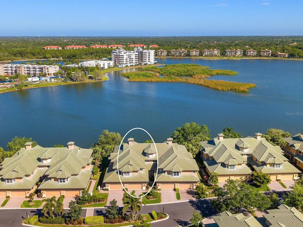 6427 Moorings Point Circle Lakewood Ranch FL 34202