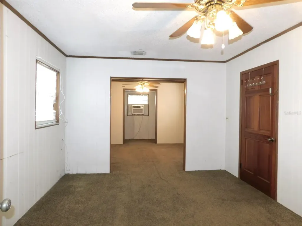 6810 13th Street N St Petersburg FL 33702