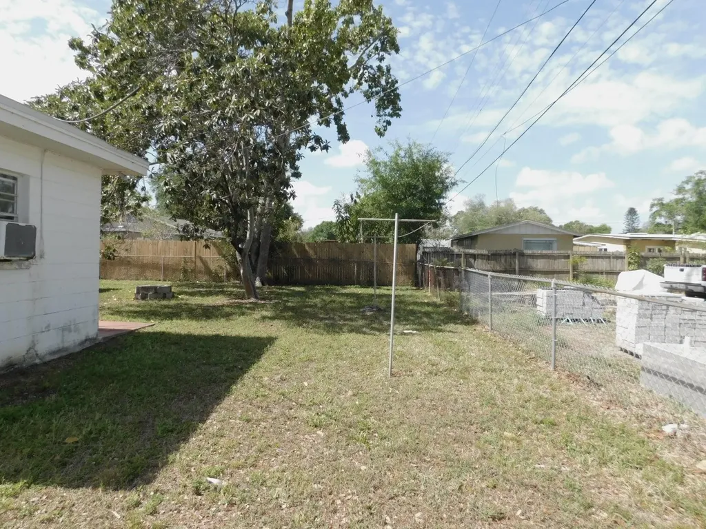 6810 13th Street N St Petersburg FL 33702