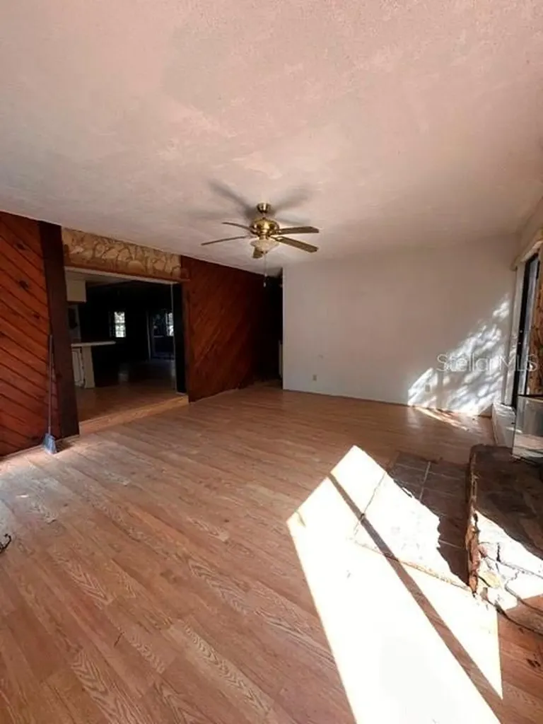 11671 E Salmon Drive Floral City FL 34436