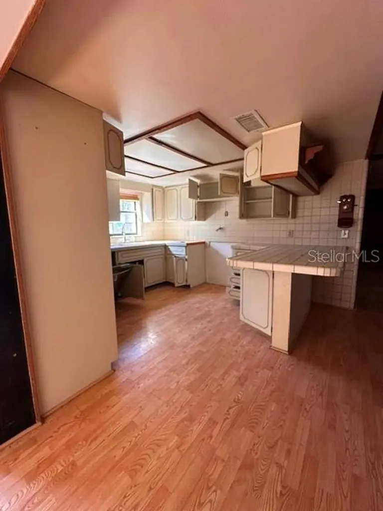 11671 E Salmon Drive Floral City FL 34436