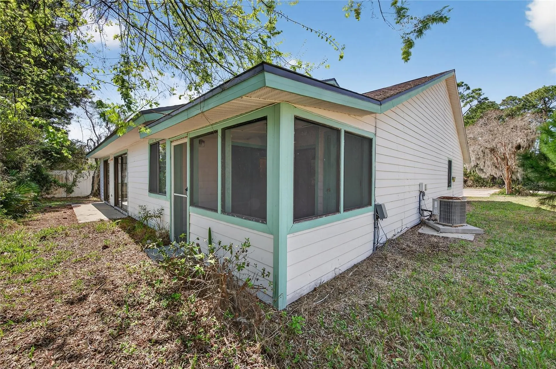 154 Fenimore Lane Palm Coast FL 32137