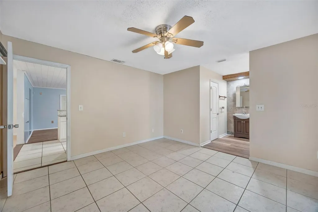 407 1st Avenue NE Lutz FL 33549