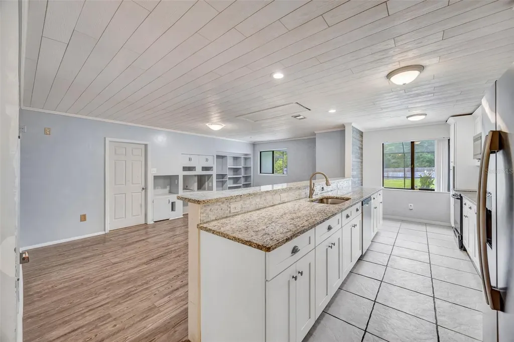 407 1st Avenue NE Lutz FL 33549