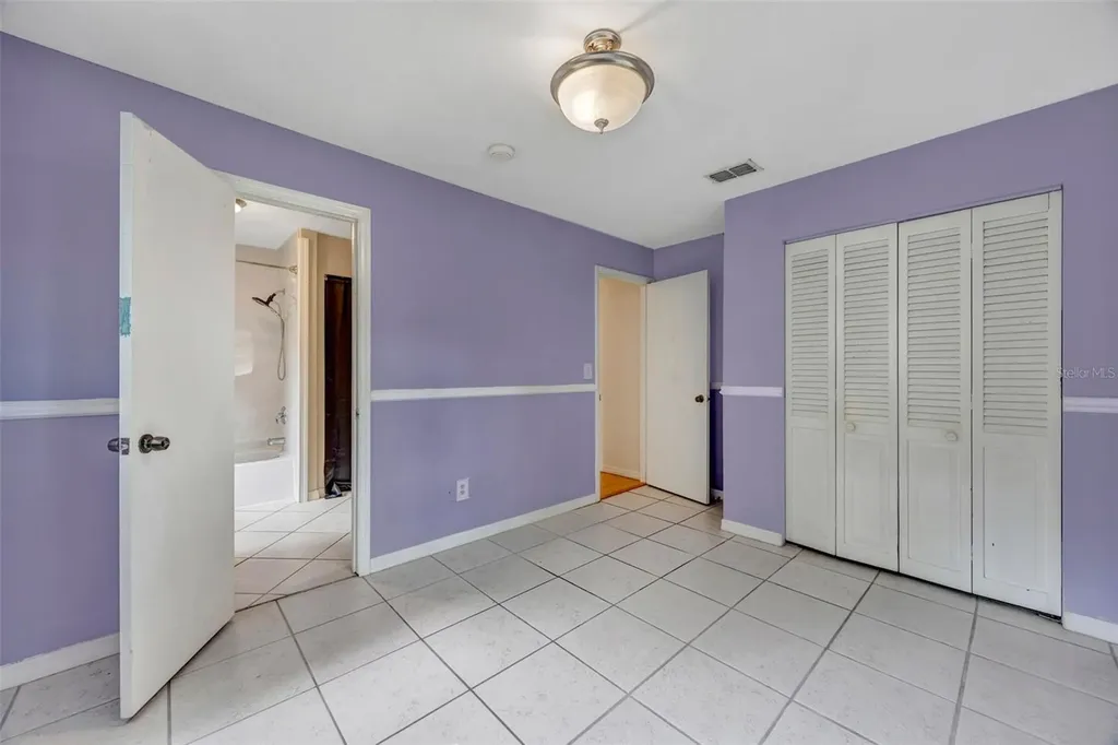 407 1st Avenue NE Lutz FL 33549