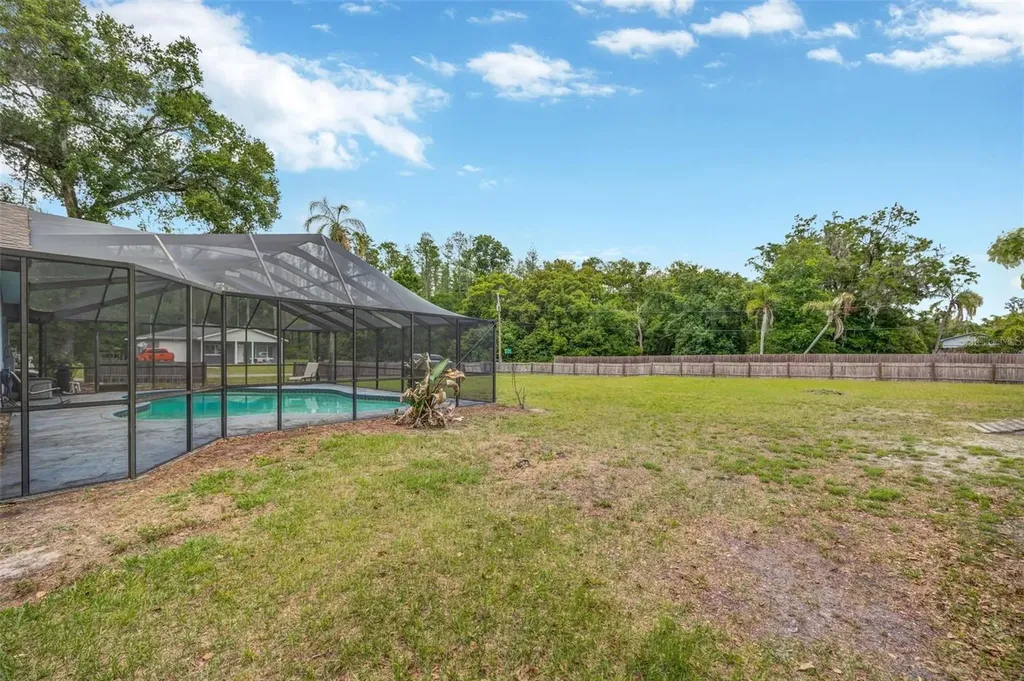 407 1st Avenue NE Lutz FL 33549
